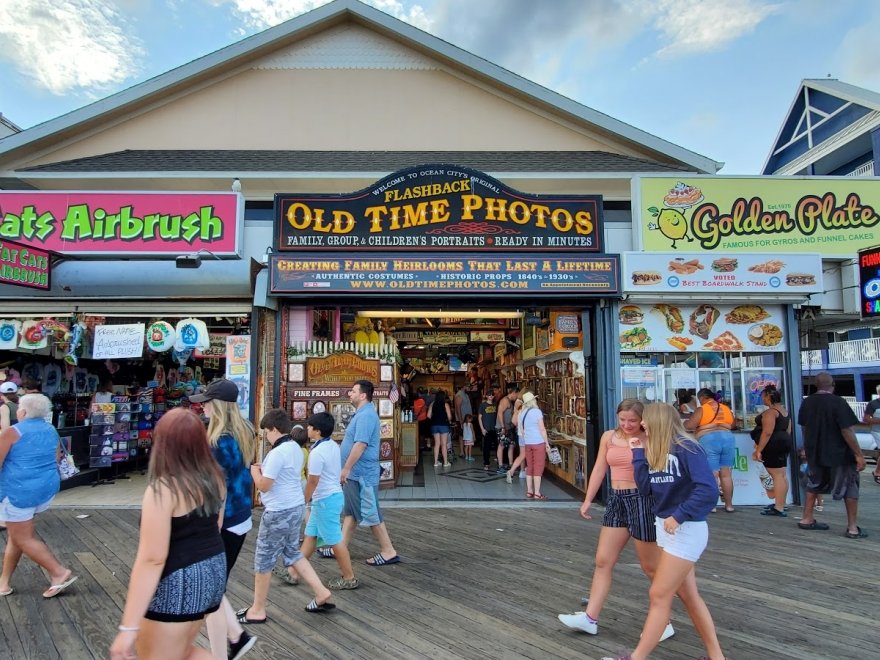 Golden Plate Sub Shop