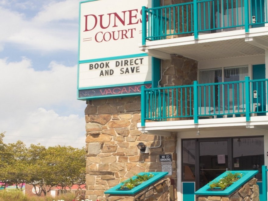 Dunes Court
